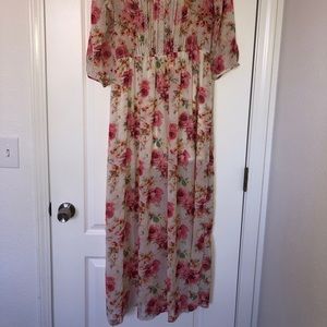 Lacy floral Midi dress